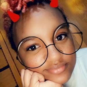 Meet your Posher, Aundria